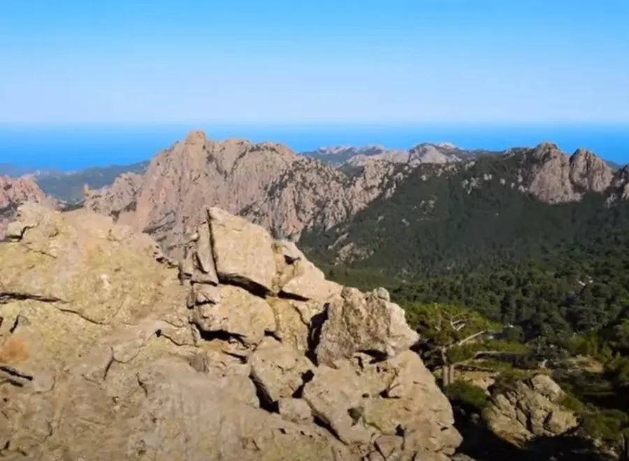 Verzauberte Wanderungen mit Meerblick